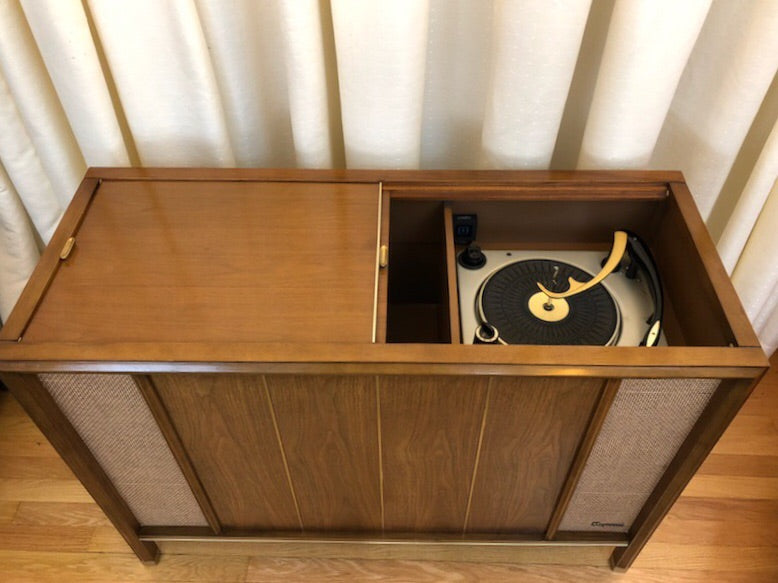 Vintage Midcentury Tube Amplified Record Player By Magnavox