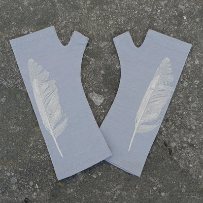 Merino Fingerless Gloves - Standard Length Silver Feather