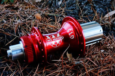 Image of the rear White Industries CLD (Centrelock Disc) hub in red anodised.