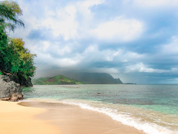 Clever girl visits Hideaways Beach Hawaii