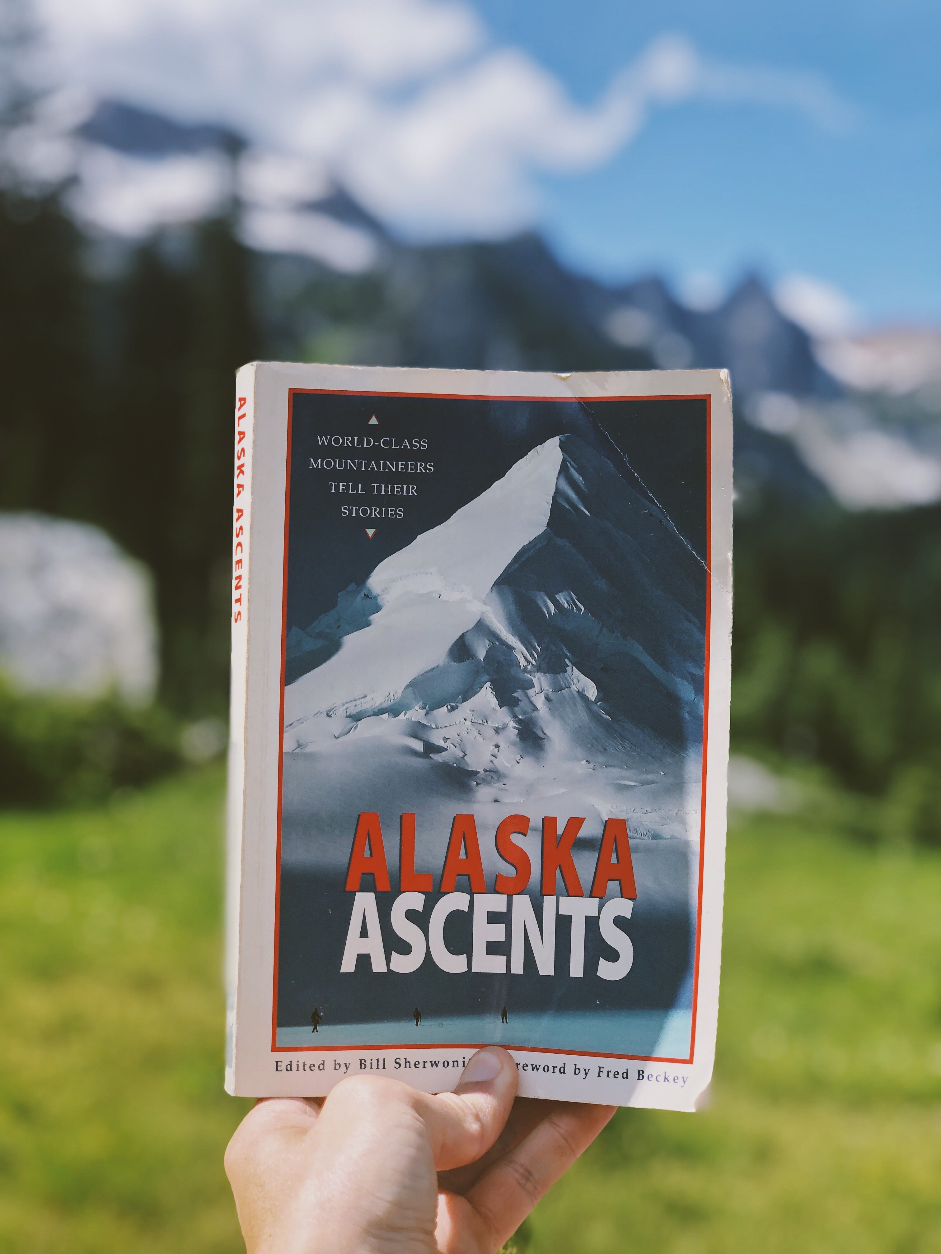 tips_for_camping_alone_in_the_backcountry_pack_distractions