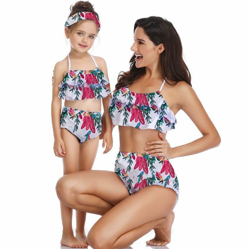 mum and daughter matching swimsuits