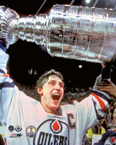 Wayne Gretzky "Cup Glory" (1984) Edmonton Oilers Stanley Cup Premium Poster Print - Photofile
