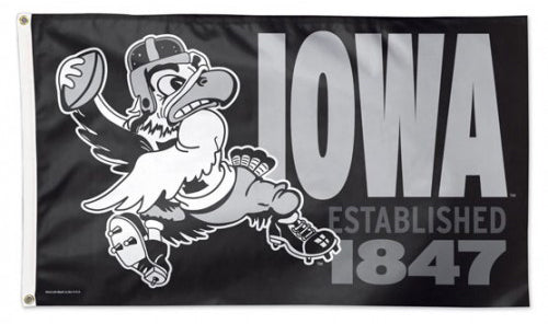 University of Iowa Hawkeyes "Herky QB" Retro-B&W-Style NCAA Deluxe 3'x5' Flag - Wincraft