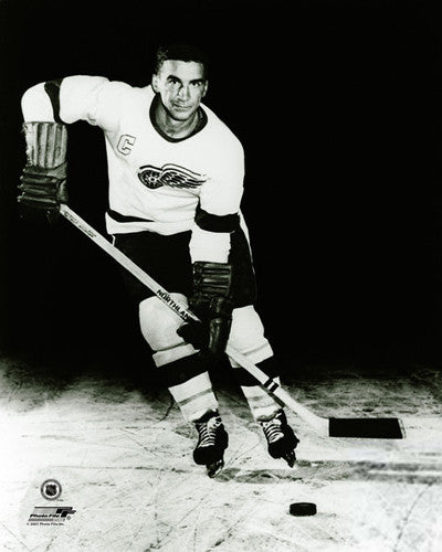 Ted Lindsay "Red Wings Classic" (c.1954) Premium Poster Print - Photofile