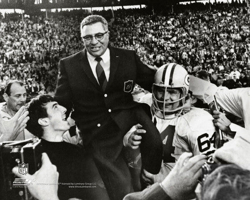 Vince Lombardi "Coach Hero" (Super Bowl II, 1968) Premium Poster Print - Photofile