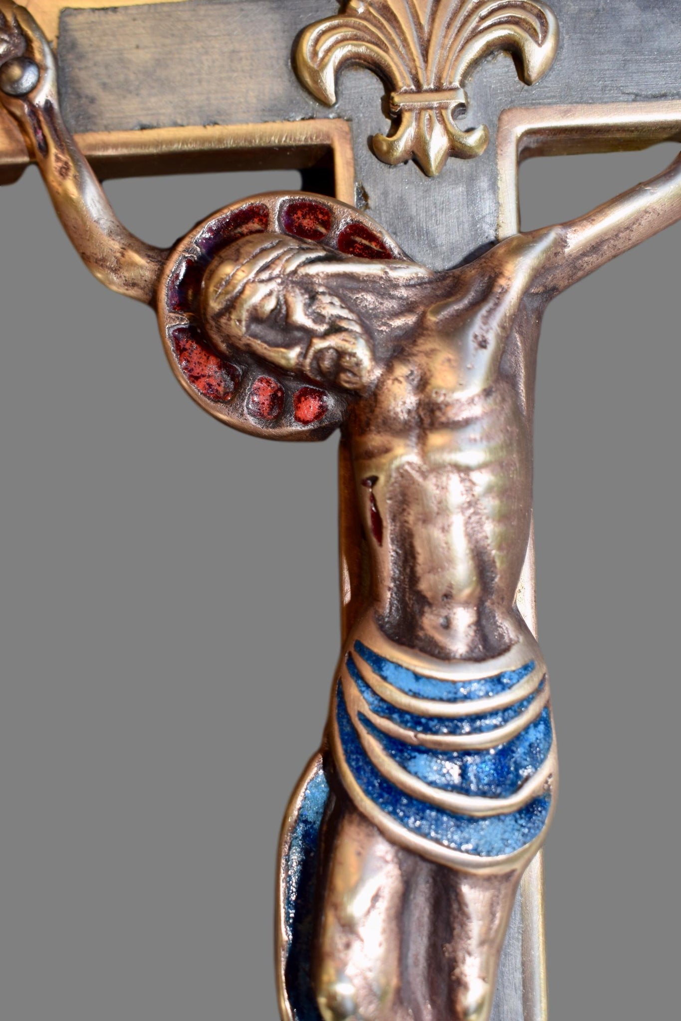 Exceptional Crucifix - Charmantiques