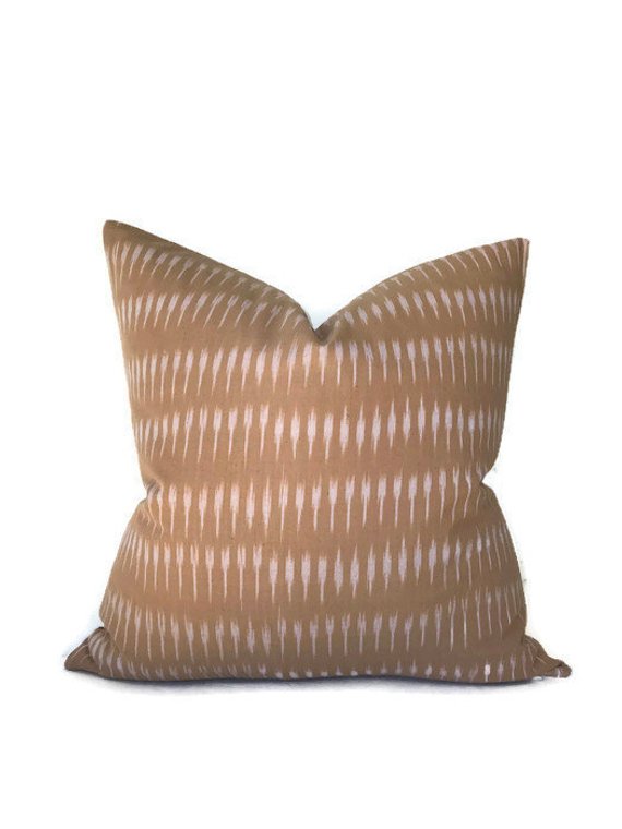 Kyra Pillow Cover in Sand – DEKOWE