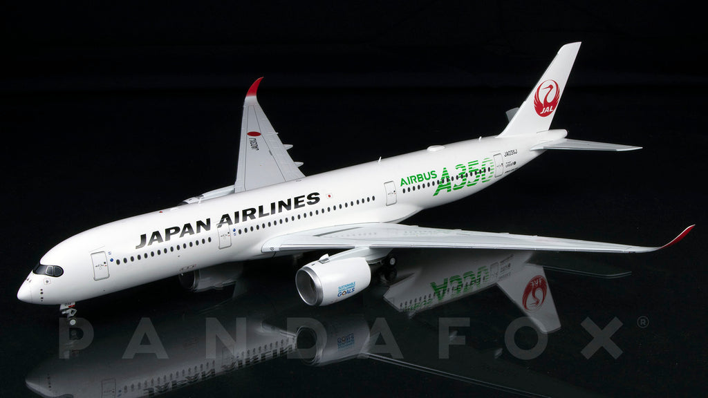 Japan Airlines Airbus A350-900 JA03XJ Green Titles JC Wings EW2359003 Scale  1:200