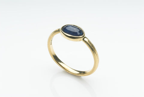 Sapphire and 18 ct gold engagement ring