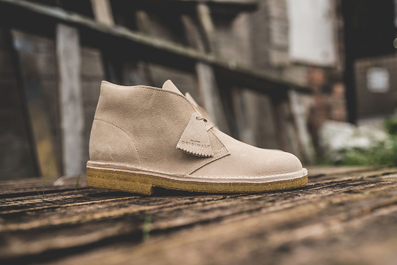 clarks originals desert boot sand suede