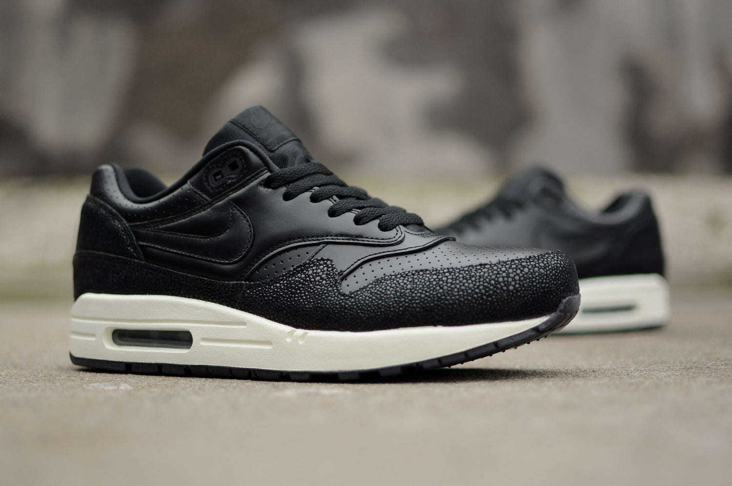 nike air max 1 leather