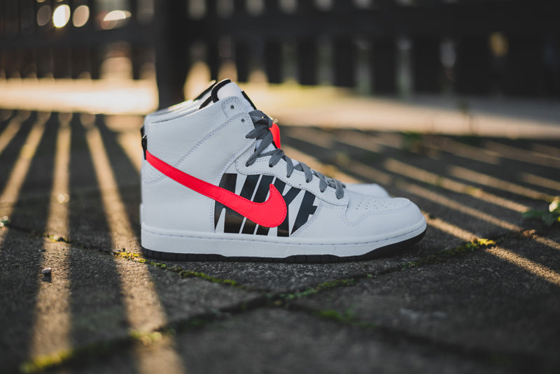 nike dunk lux undefeated