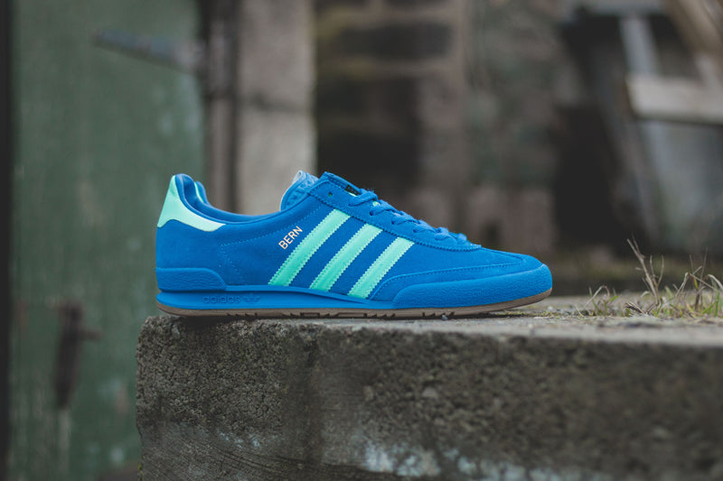 adidas jeans turquoise