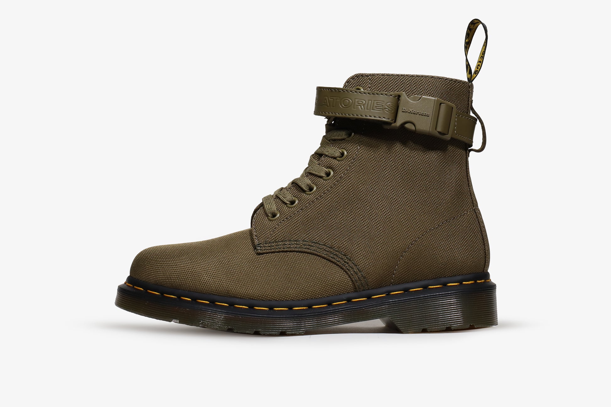 Dr Martens register Delaney Lace Patent Lamper Laarzen