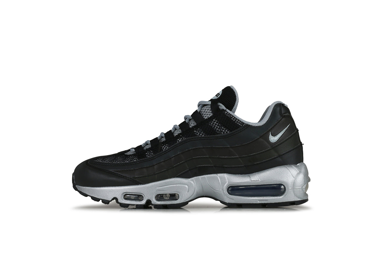 nike air max 95 premium trainers in grey