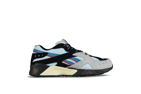 reebok aztrek mita