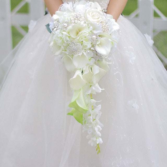 red wedding flowers bridal bouquet