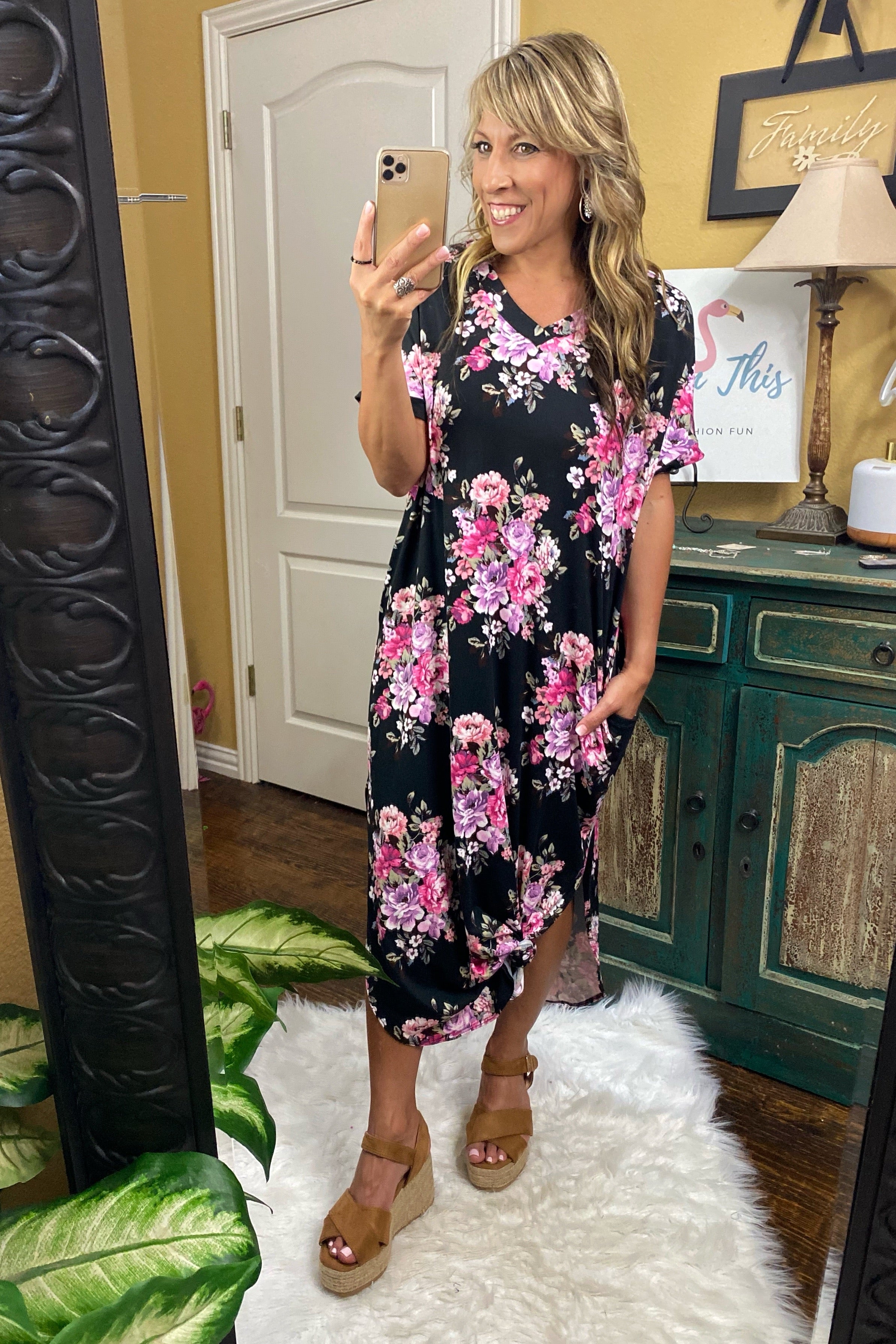 Short Sleeve Casual Floral Print Maxi Dress with Bright Florals & Pockets, Black S-XL