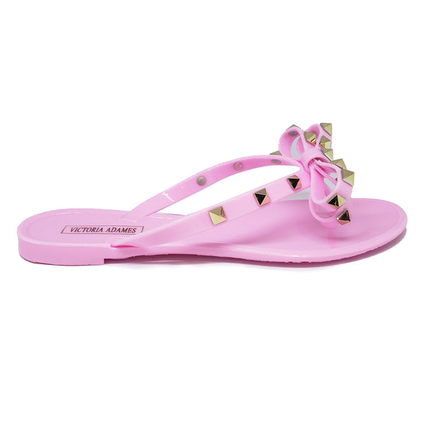 victoria adames flip flops