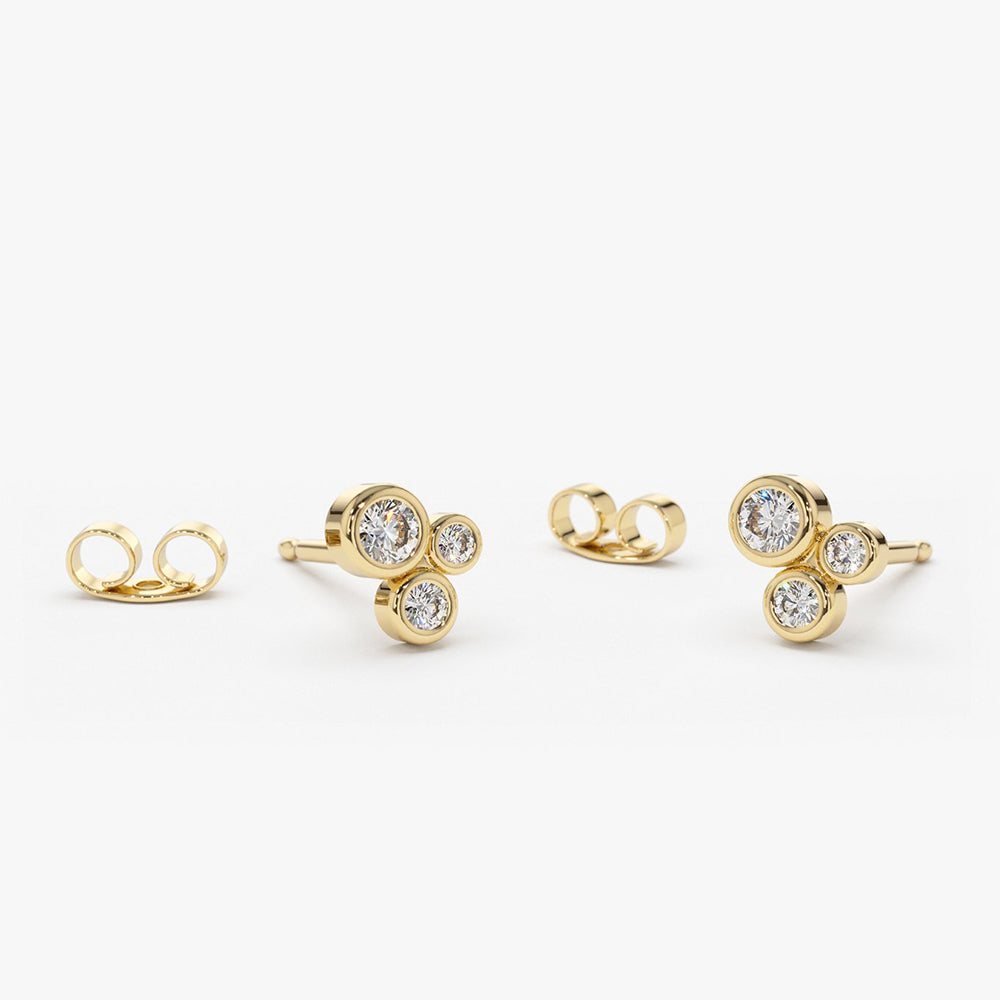 14K Gold Graduated Diamond Stud Earrings – FERKOS FJ