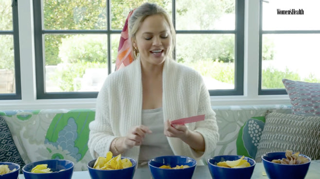 chrissy teigen wearing centinelle scarf video