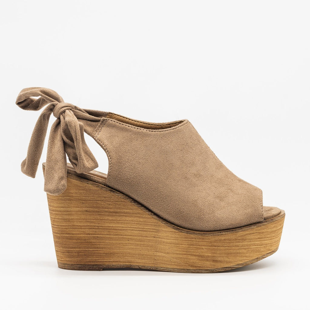 Pretty Tie-up Suede Wedges- Refresh 