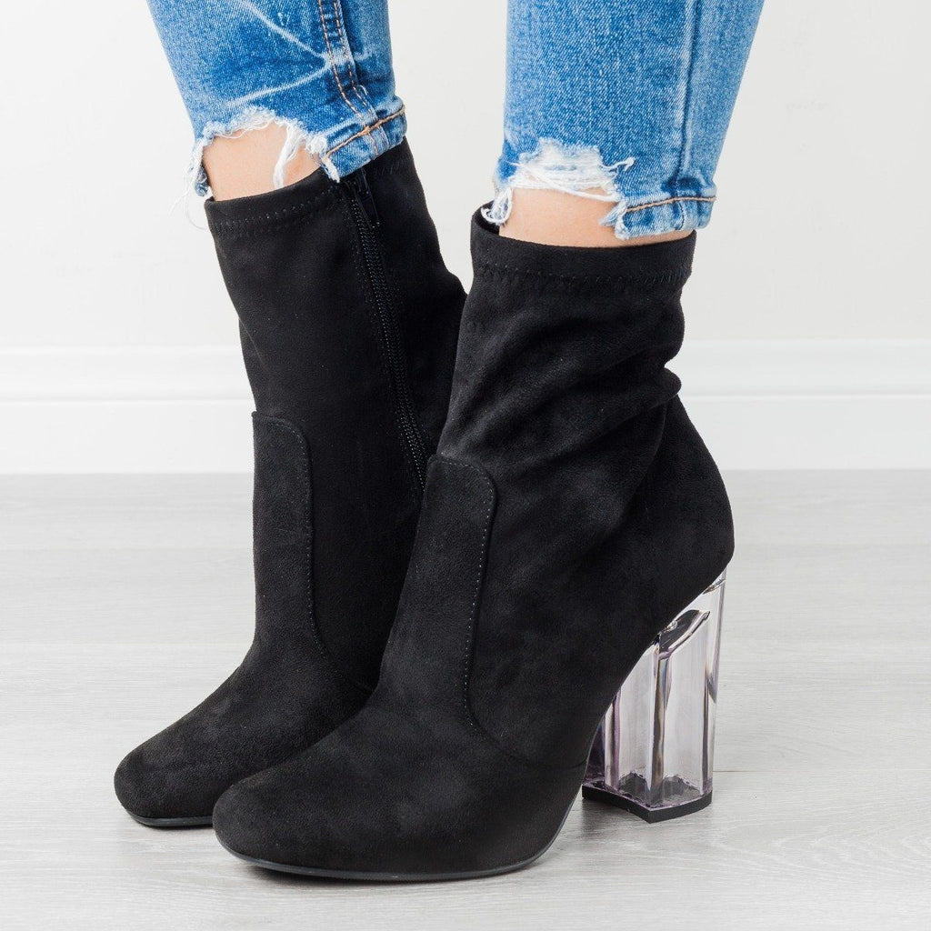 black boots with clear heel