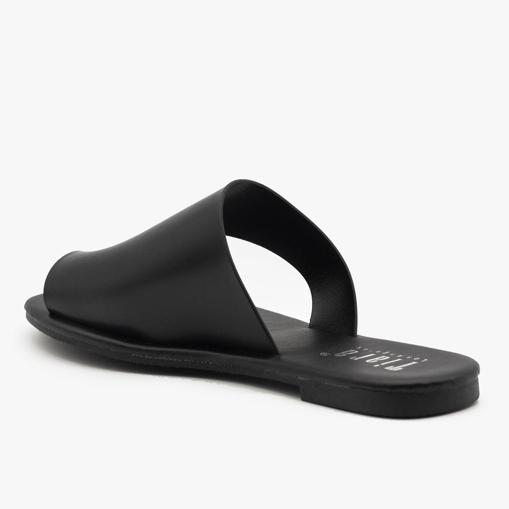 flip flops with toe loop