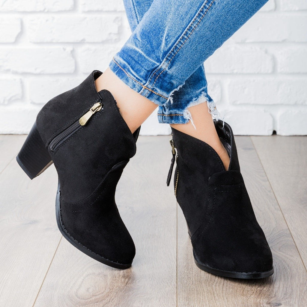 v cut out ankle boots