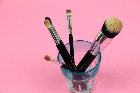 Dirty Makeup Brushes, Time to Clean Crownbrush