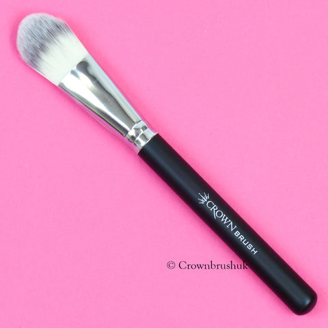 Which Makeup Brushes Do I Need? Crownbrush Foundation Brush