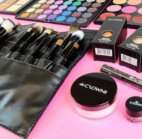 Crownbrush Media Makeup Kit