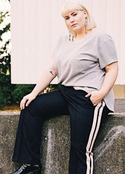 plus size brand See Rose Go tee and how to French Tuck #FRENCHTUCK
