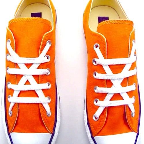 cross shoelaces