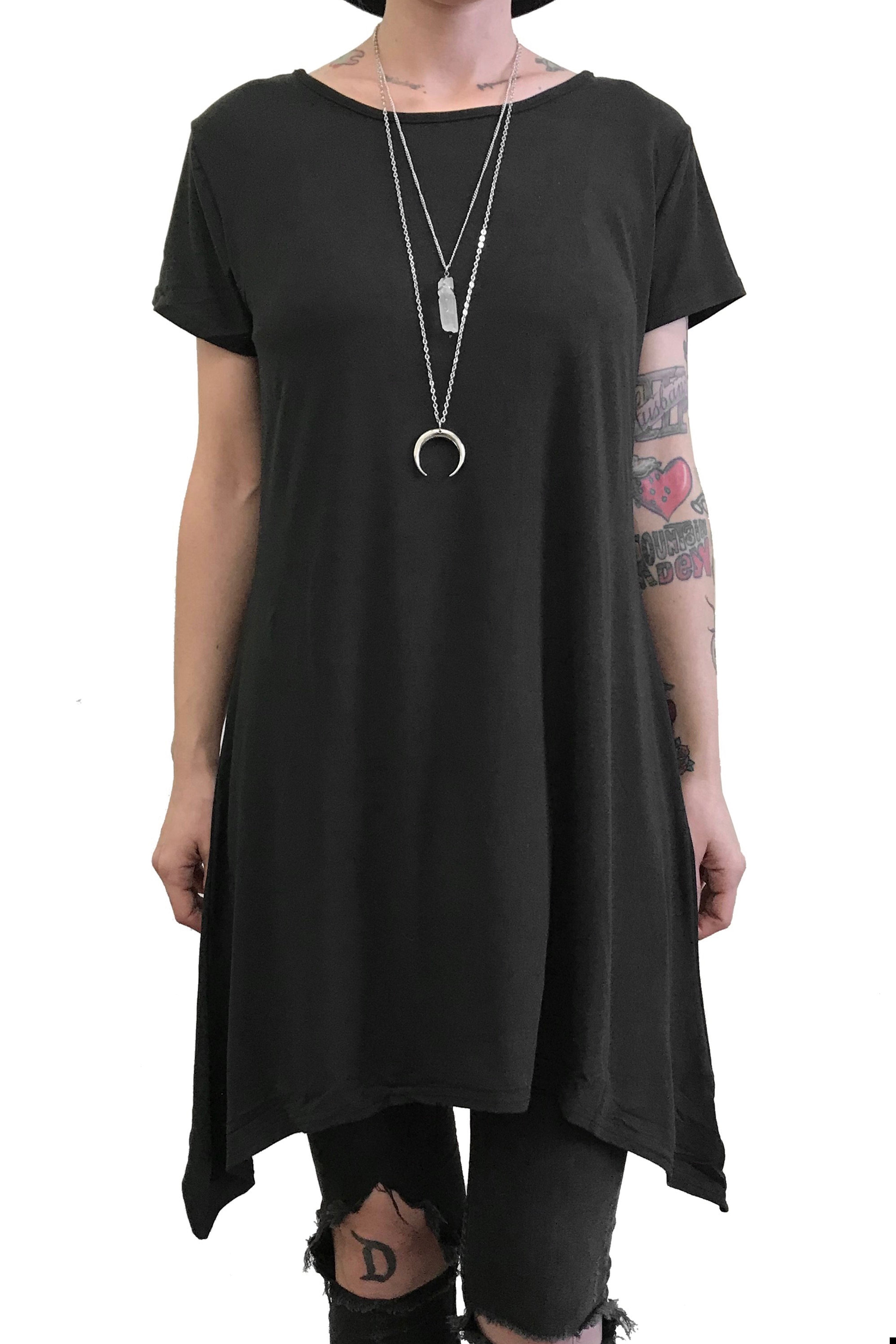 Long Pointe T-shirt Tunic