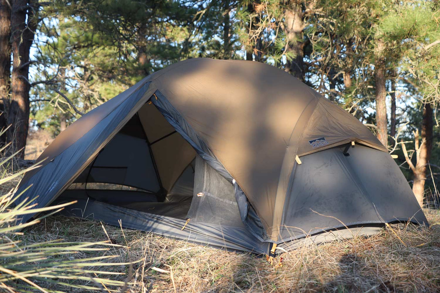 XKG Summit 2P Tent | Corbotras lochi