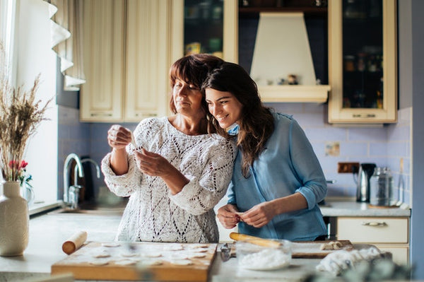 mother daughter