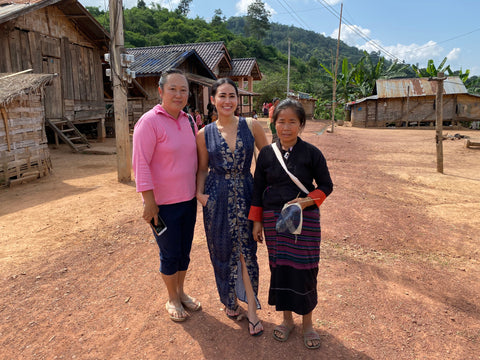 Visiting a Khmu village in Laos 