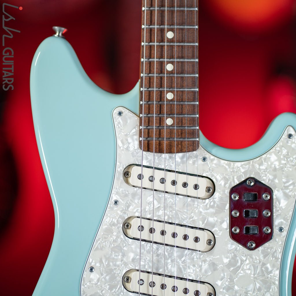 fender cyclone ii daphne blue