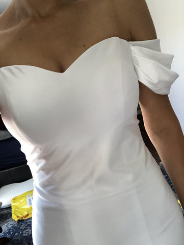Ivory Prom Dresses Off-the-shoulder Sheath/Column Sexy Prom Dress/Evening Dress JKL232