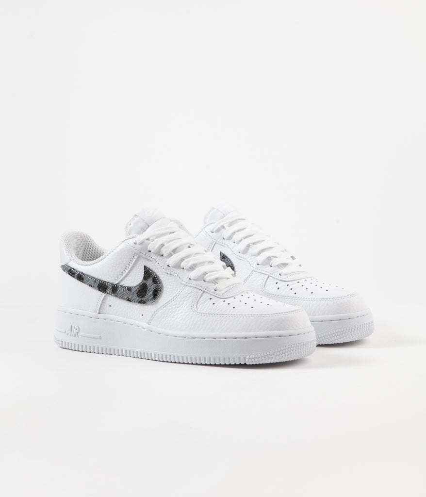 Nike Air Force 1 LV8 Shoes - White 