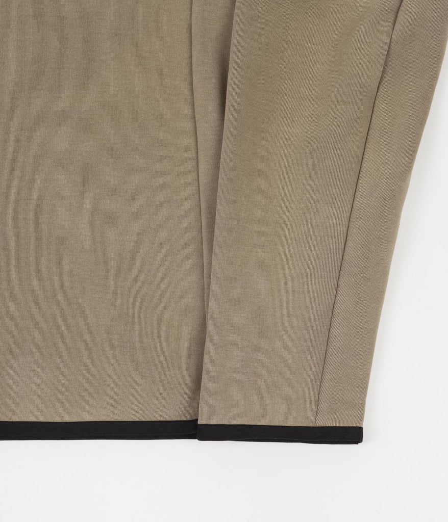 nike taupe haze tech fleece