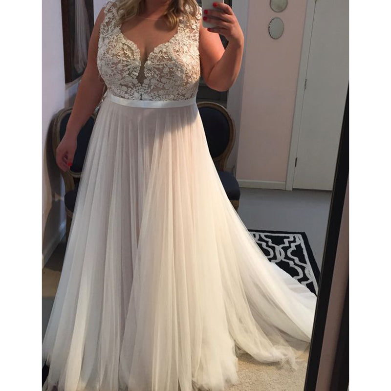 Elegant Simple Lace Tulle A Line Beach Wedding Dress Plus Size