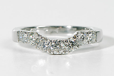shaped-diamond-wedding-ring