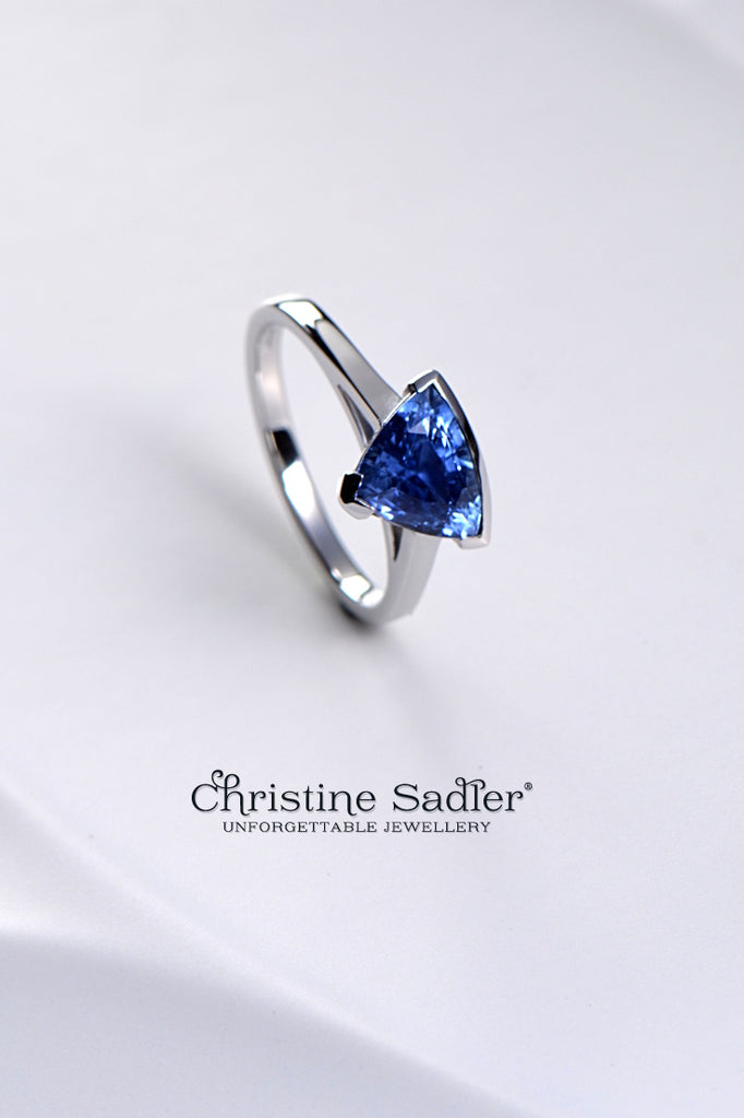 kashmire-sapphire-ring