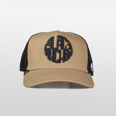 Gorra trucker Black Anchor mostaza y negro