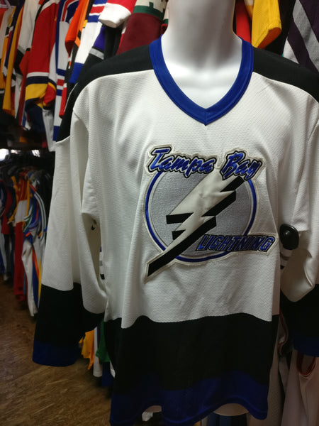 vintage tampa bay lightning shirt