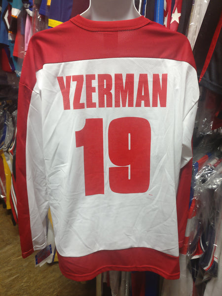 detroit red wings jersey yzerman