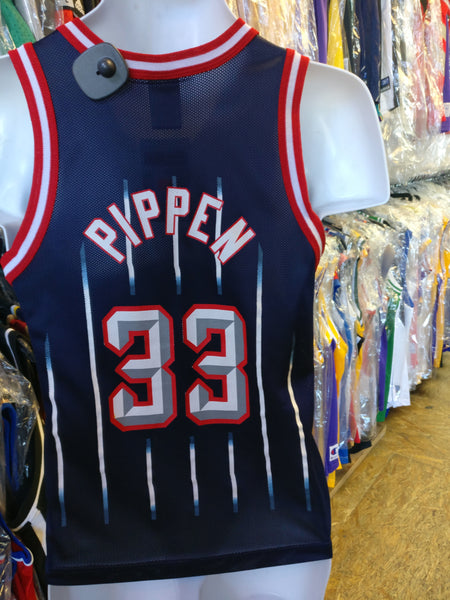 pippen 33 jersey